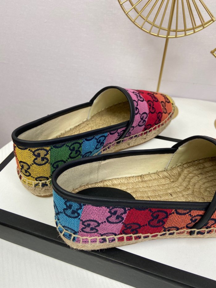 women flat shoes, size 35-41, with box ,  SS60-605-610