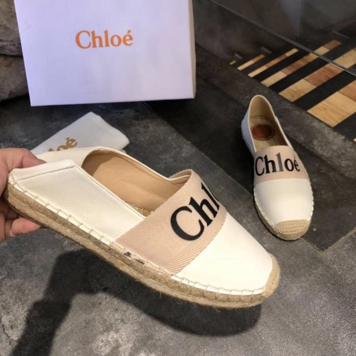 women flat shoes, size 35-40, with box ,  SS60-731-732