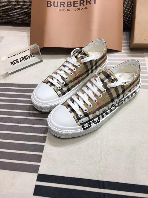 women flat sneakers shoes, size 35-40, with box , SS70-743