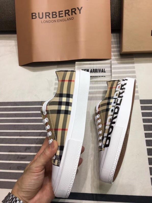 women flat sneakers shoes, size 35-40, with box , SS70-743
