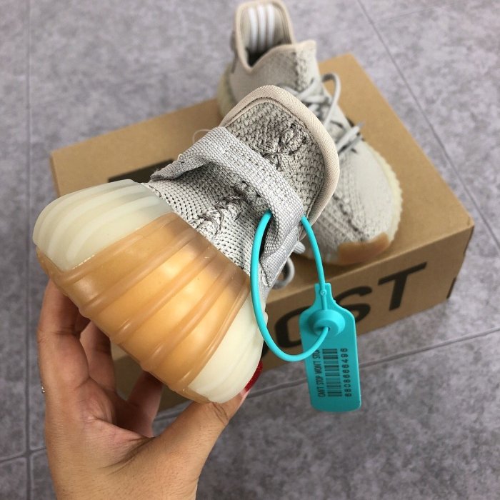 women men sneakers shoes, size 36-45, with box , noral euro size, SS70
