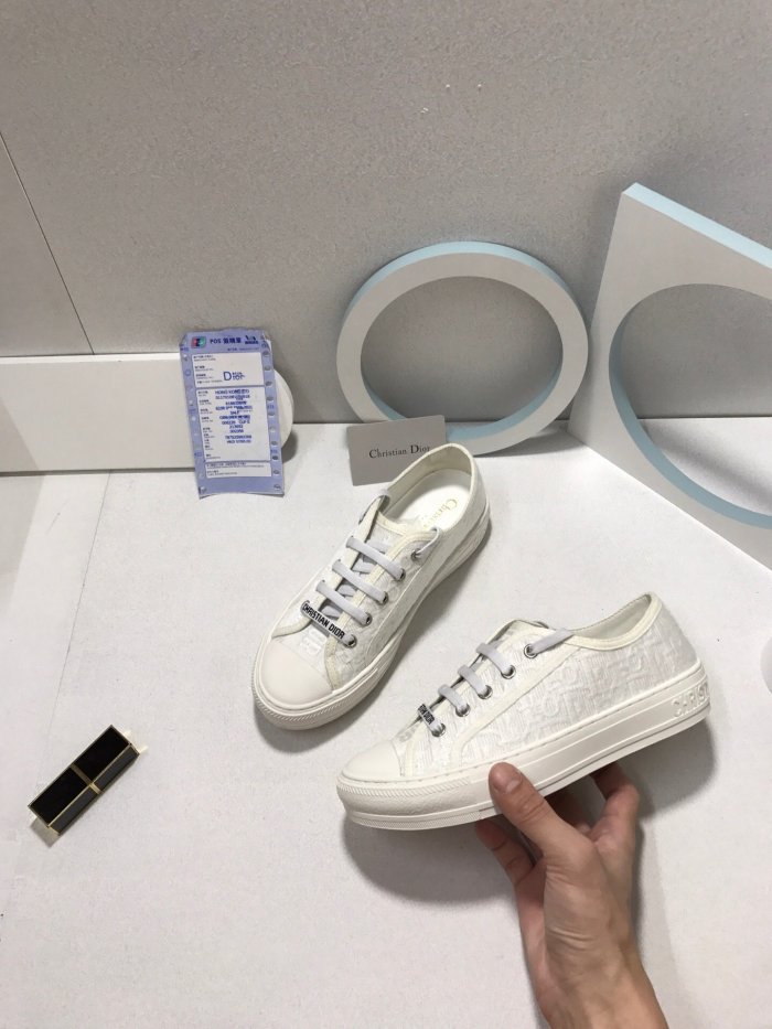 Women flat sneakers shoes, size 35-40, with box,  SS80-133-142