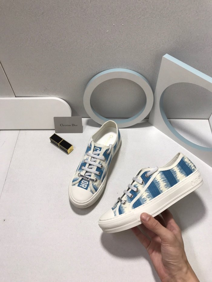 Women flat sneakers shoes, size 35-40, with box,  SS80-133-142