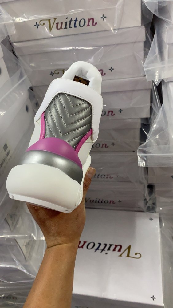 women sneakers shoes, size 35-41,  with box, SS98-138-146