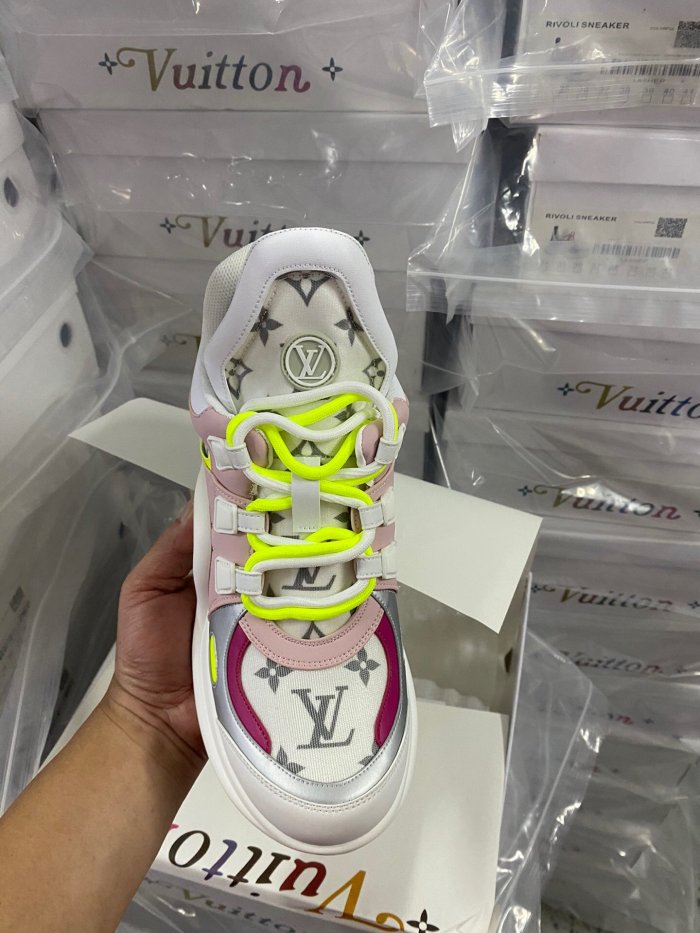 women sneakers shoes, size 35-41,  with box, SS98-138-146