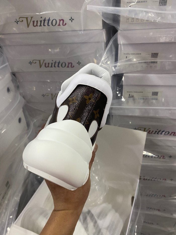 women sneakers shoes, size 35-41,  with box, SS98-138-146
