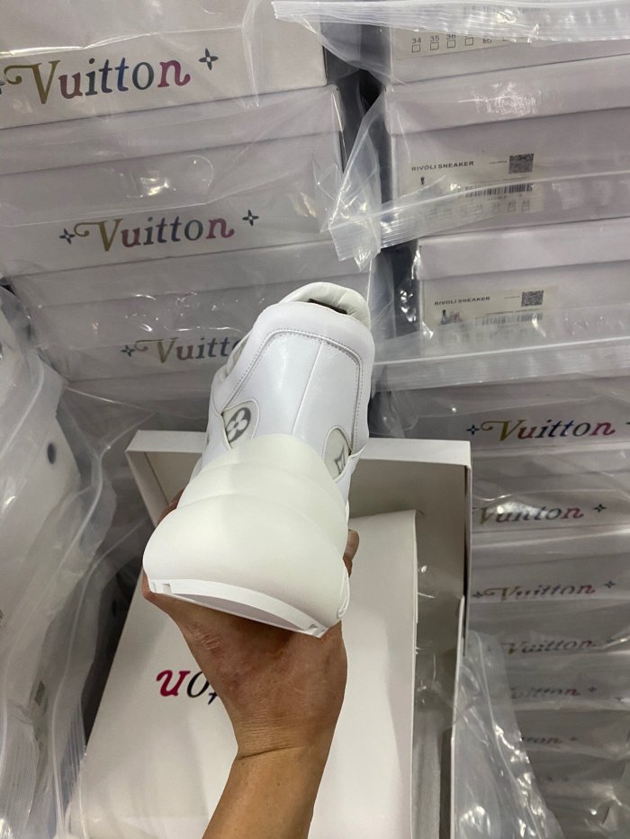 women sneakers shoes, size 35-41,  with box, SS98-138-146