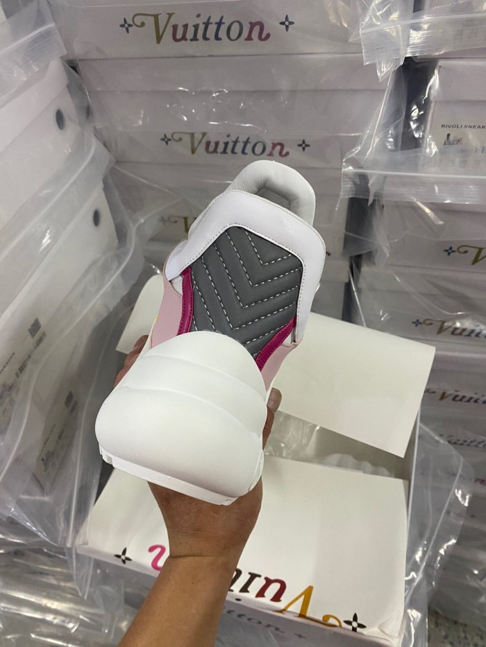 women sneakers shoes, size 35-41,  with box, SS98-138-146