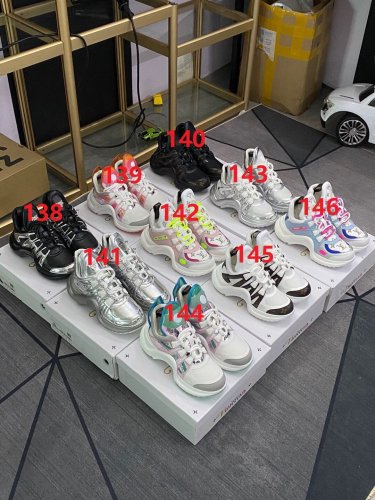women sneakers shoes, size 35-41,  with box, SS98-138-146