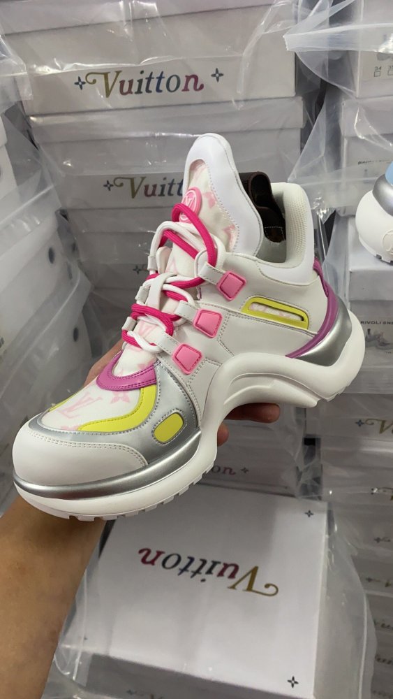 women sneakers shoes, size 35-41,  with box, SS98-138-146