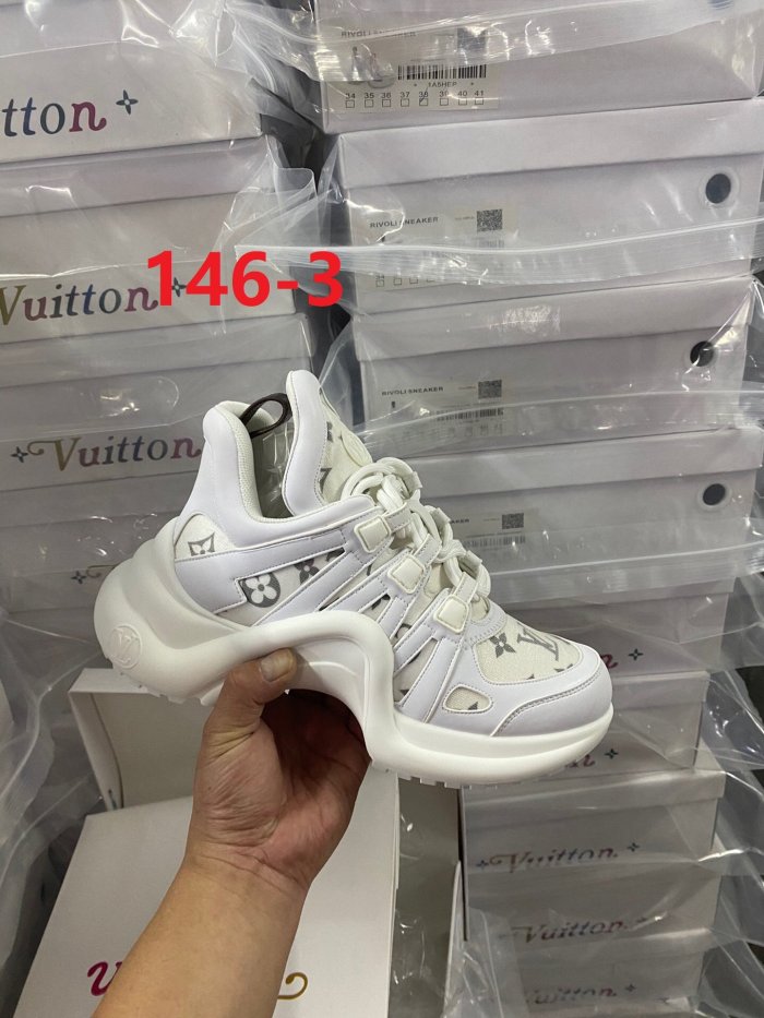 women sneakers shoes, size 35-41,  with box, SS98-138-146