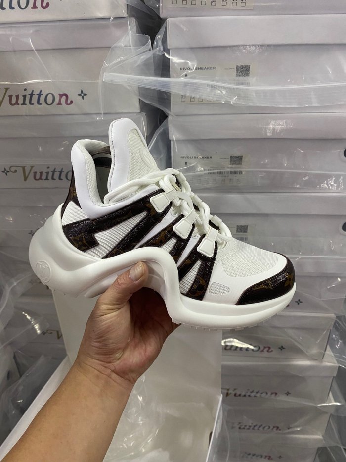 women sneakers shoes, size 35-41,  with box, SS98-138-146