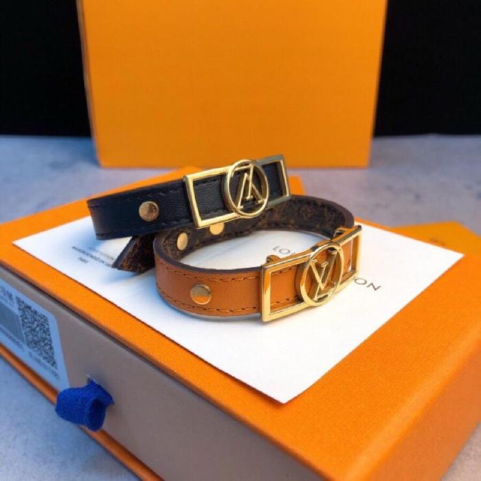 blacelet bangle  jewelry ,with box,  J25