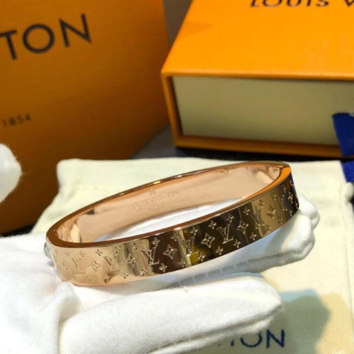 bracelet bangle cuff monogram jewelry ,with box,  J25