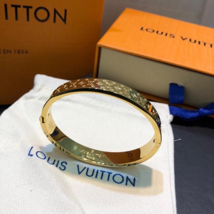bracelet bangle cuff monogram jewelry ,with box,  J25