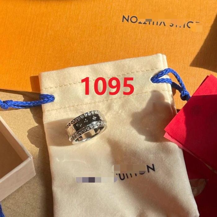 Ring jewelry ,with box,  J25-1095