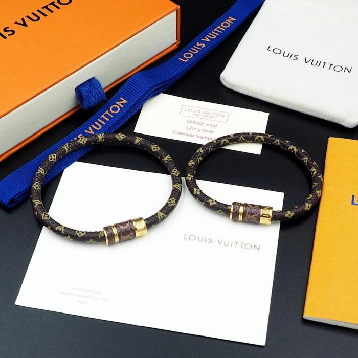 bracelet bangle jewelry ,with box,  J25