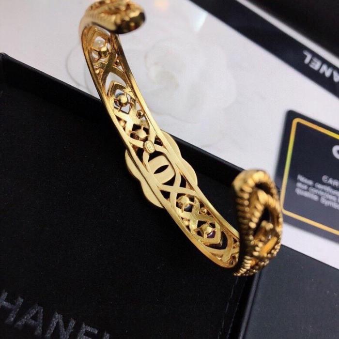 bracelet bangle cuff jewelry ,with box,  J25-856