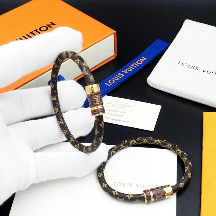 bracelet bangle jewelry ,with box,  J25