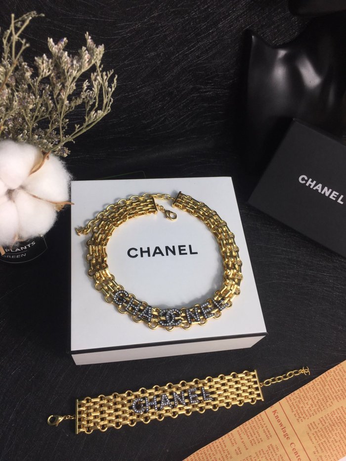 necklace  bracelet jewelry ,with box,  J38