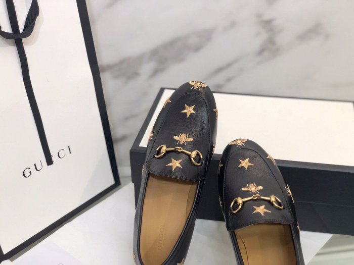 flat shoes  size 35-44, with box, SS60-781