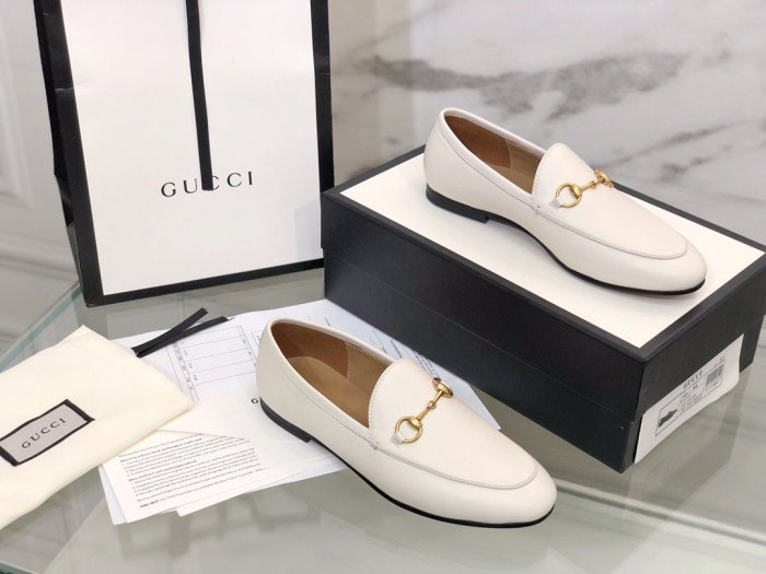 flat shoes  size 35-44, with box, SS60-783