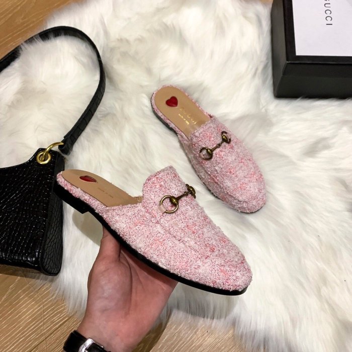 flat sandals slippers shoes  size 35-44, with box, SS60-764
