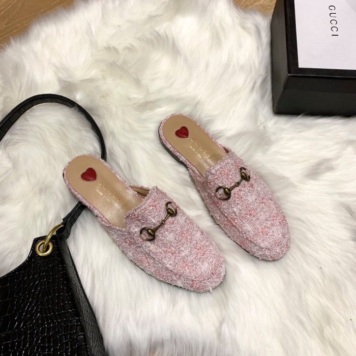 flat sandals slippers shoes  size 35-44, with box, SS60-764