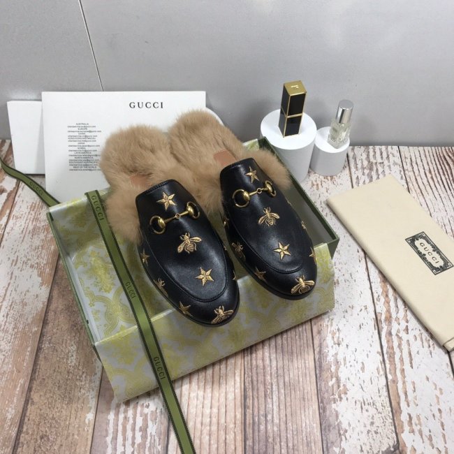 flat fur shoes, size 35-44, with box, SS70-813