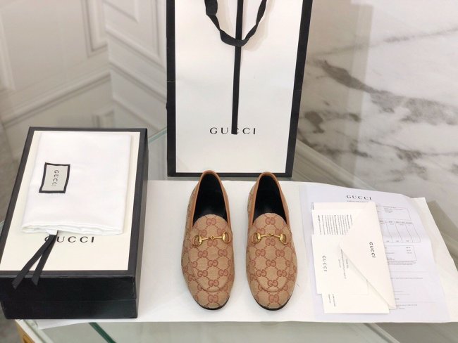 flat shoes size 35-44,with box, SS60-774