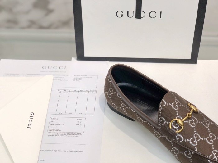 flat shoes  size 35-44,with box, SS60-778