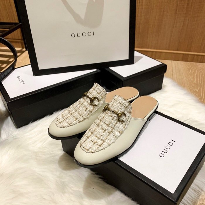 flat sandals slippers shoes  size 35-44, with box, SS60-767