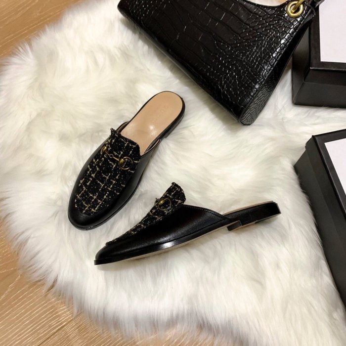 flat sandals slippers shoes  size 35-44, with box, SS60-768