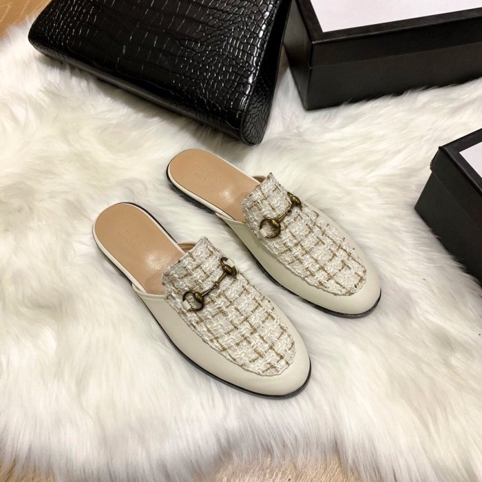 flat sandals slippers shoes  size 35-44, with box, SS60-767