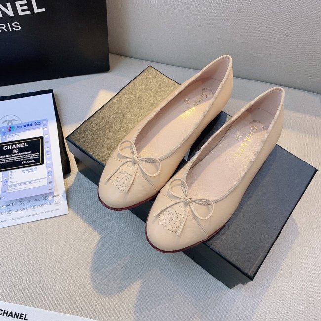 women flat ballet shoes, size 35-42, with box, SS50-768