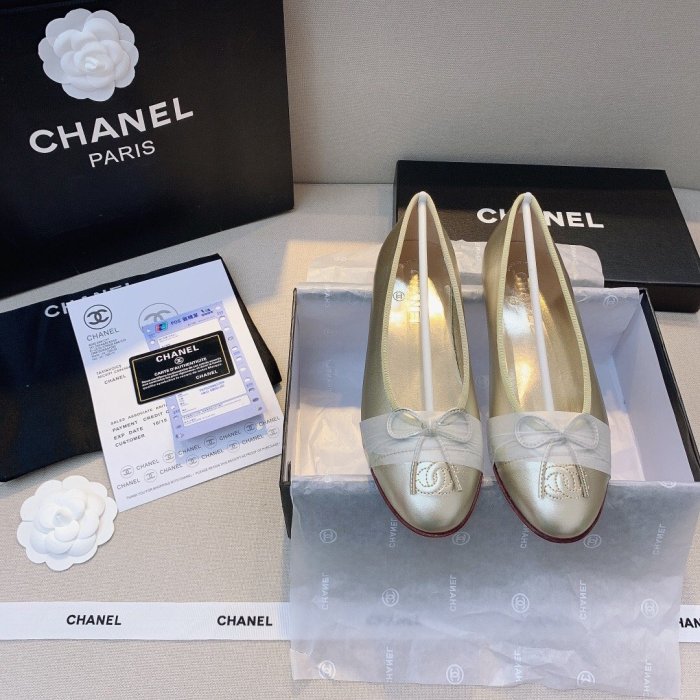 women flat ballet shoes, size 35-42,  with box, SS50-774