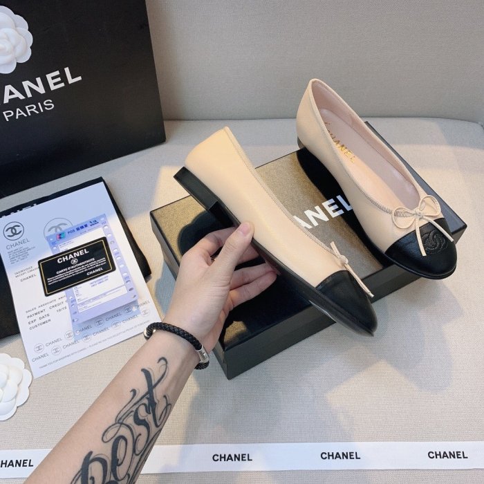 women flat ballet shoes, size 35-42,  with box, SS50-772