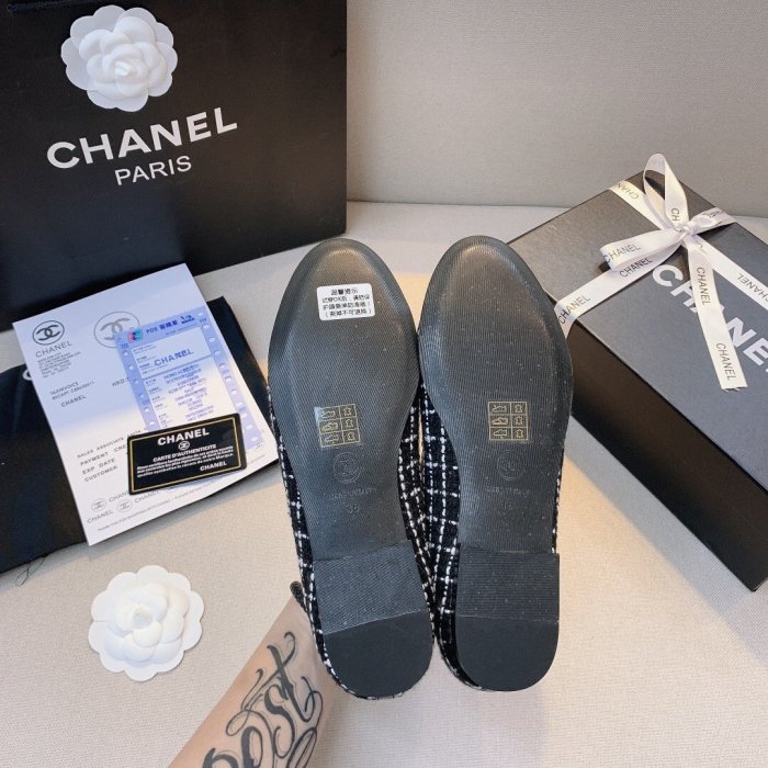 women flat ballet shoes, size 35-42,  with box, SS50-757