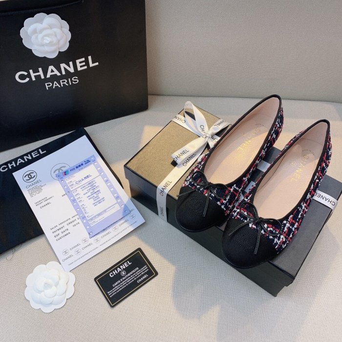 women flat ballet shoes, size 35-42,  with box, SS50-787