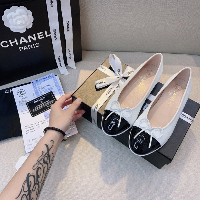 women flat ballet shoes, size 35-42,  with box, SS50-779
