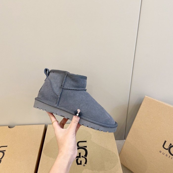 women fur boot shoes, size 35-44,  with box, SS50-743-745