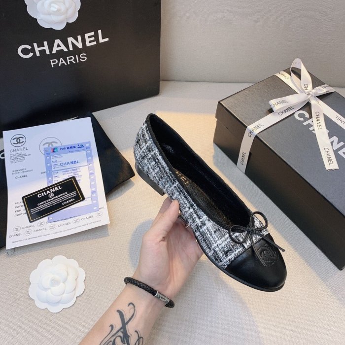 women flat ballet shoes, size 35-42,  with box, SS50-786