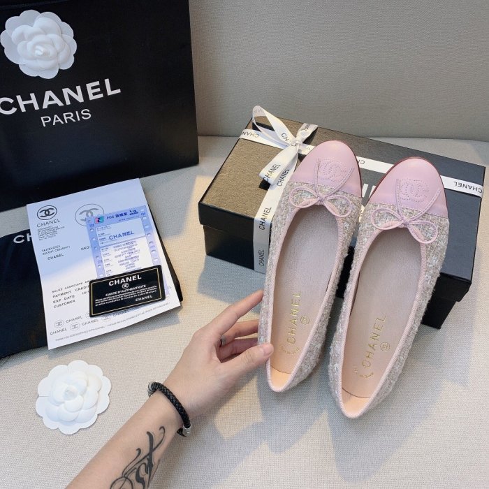 women flat ballet shoes, size 35-42,  with box, SS50-762