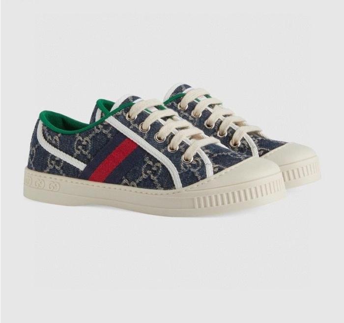 kids sneakers shoes, size 26-35  with box, SS60-881-885