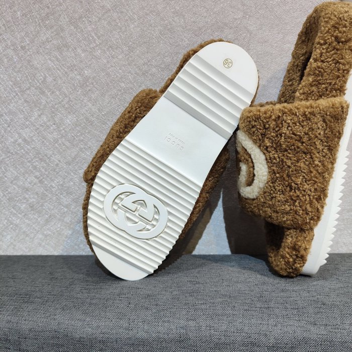 women spliier shoes, with box, size 34-41; SS50-791