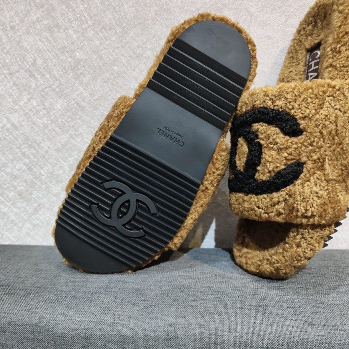 women spliier shoes, with box, size 34-41; SS50-790