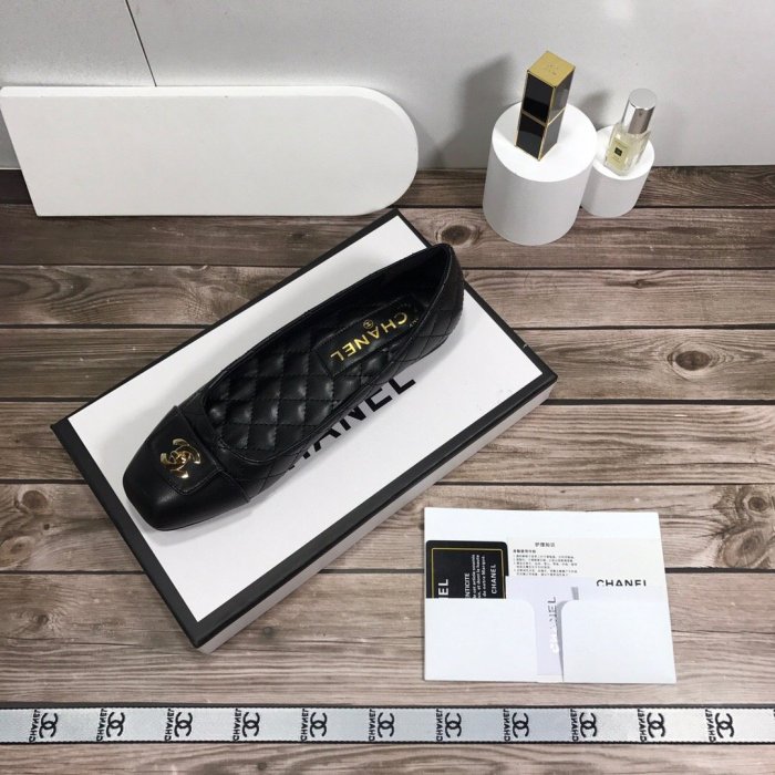 Women flat shoes, size 35-40, with box, SS60-975-976