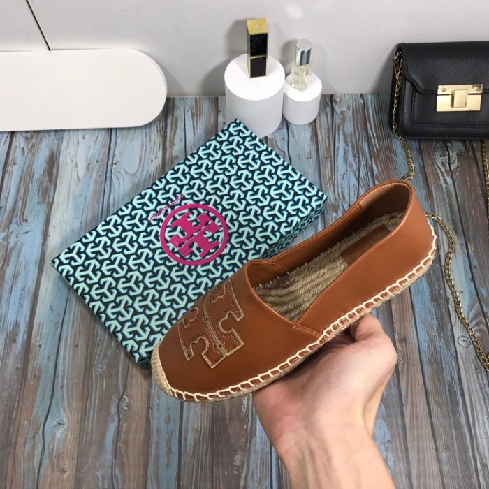 Women flat shoes, size 35-40, with box, SS60-1010-1012