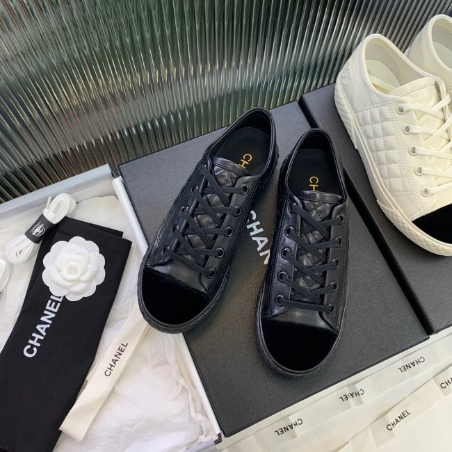 Women flat shoes, size 35-40, with box, SS60-988