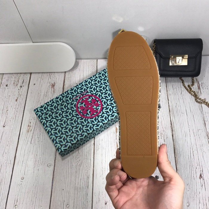 Women flat shoes, size 35-40, with box, SS60-991-993